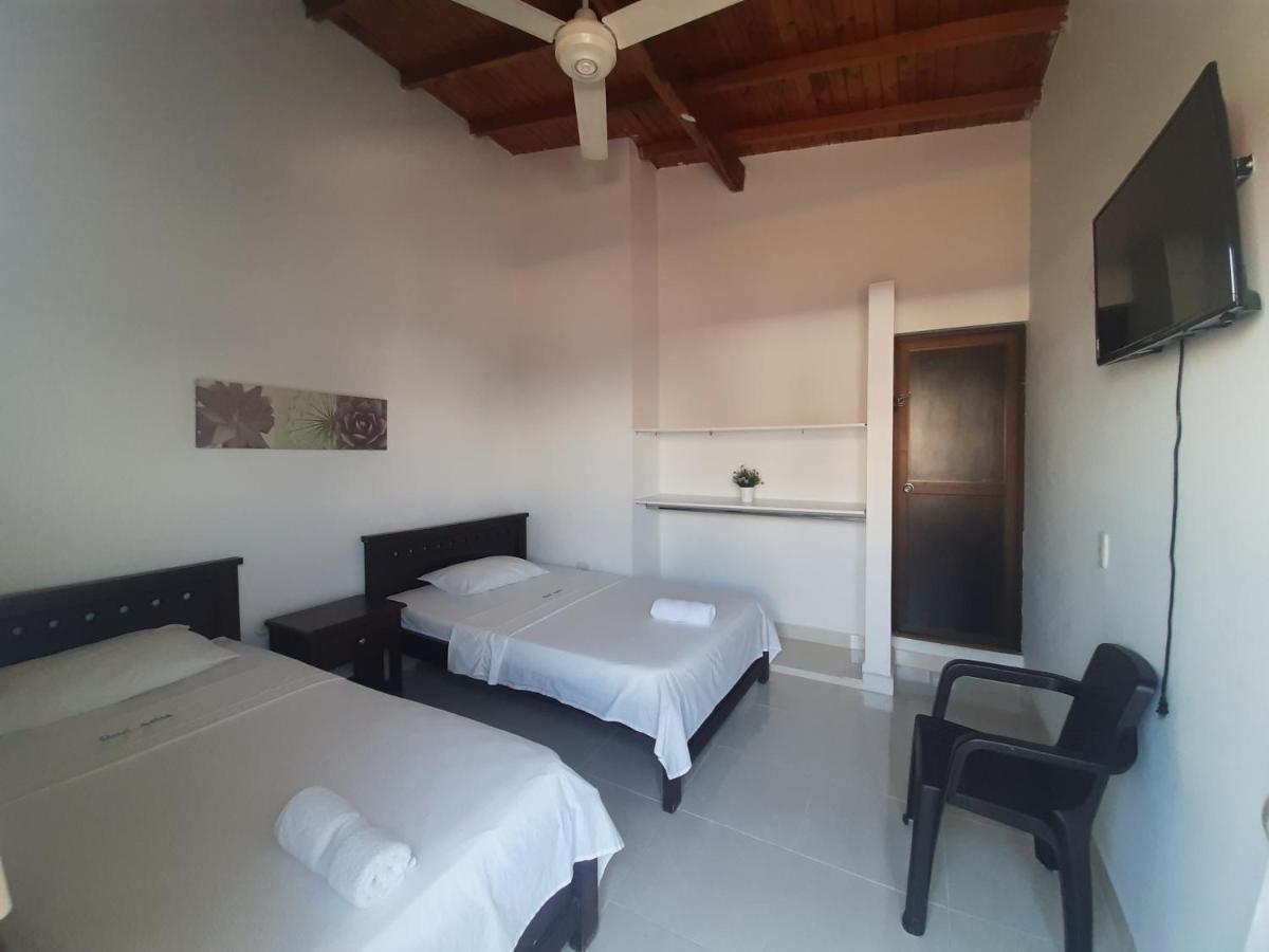 Hotel Anita Puerto Berrio Bagian luar foto
