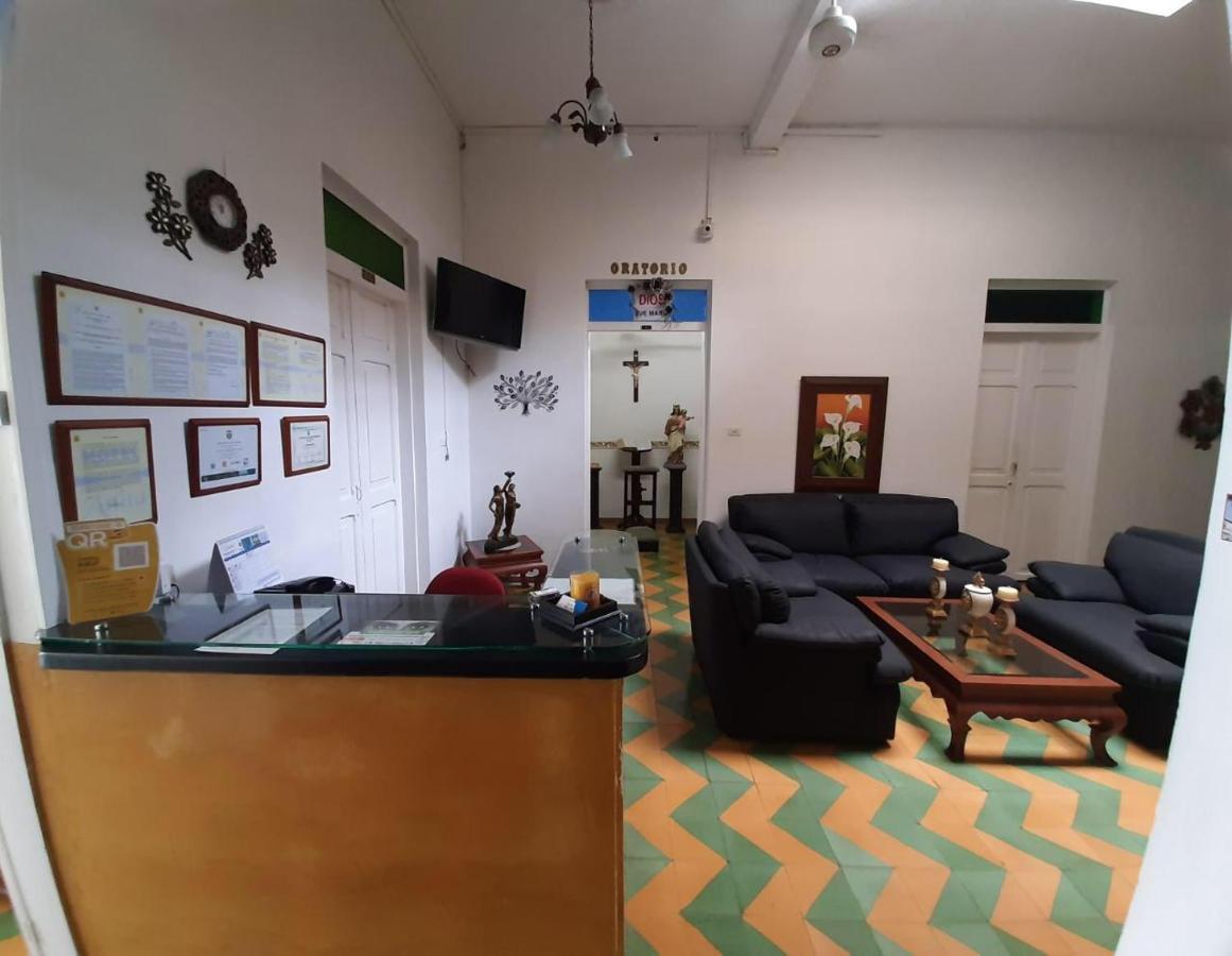 Hotel Anita Puerto Berrio Bagian luar foto